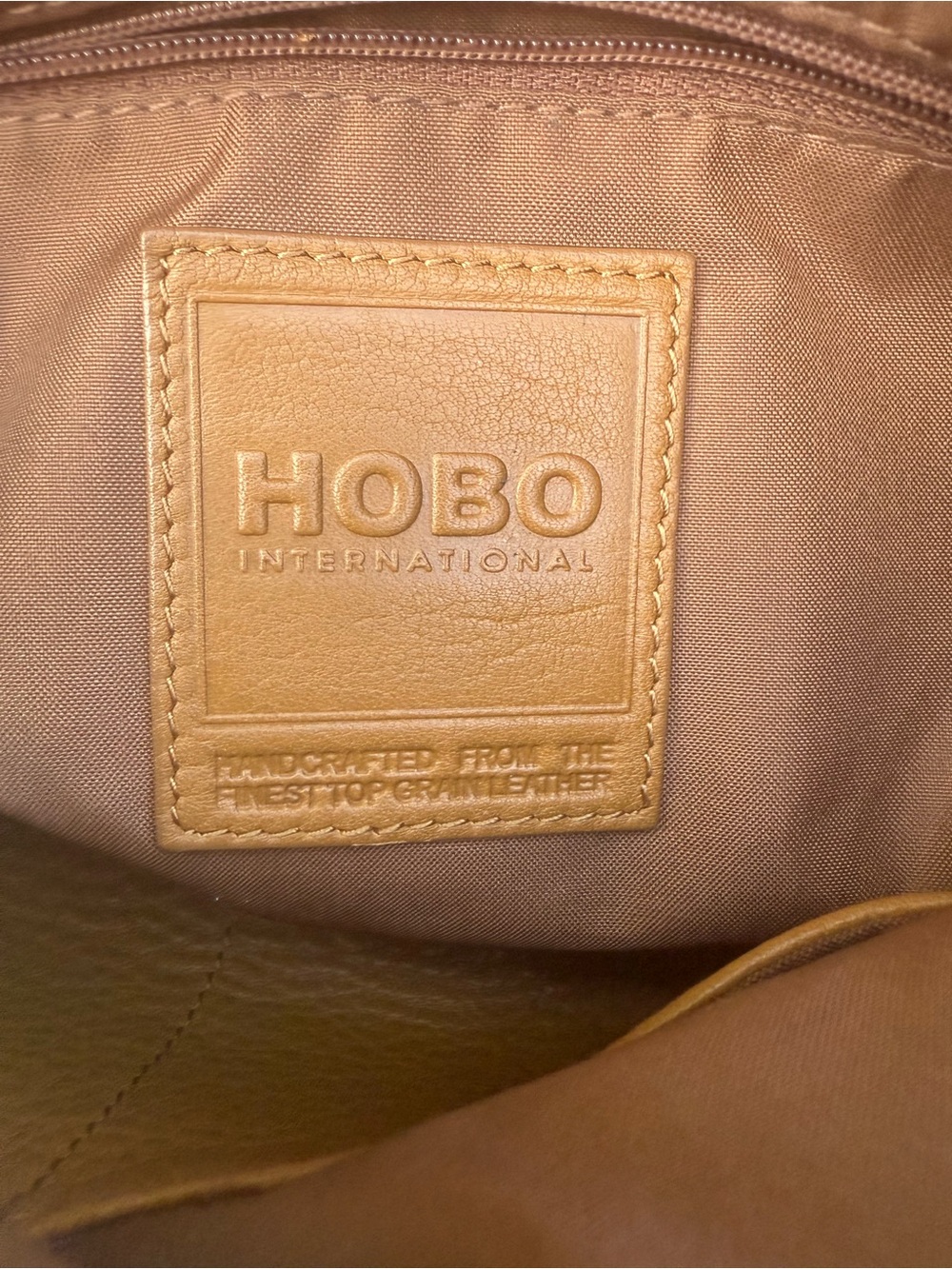 Hobo International Vintage Tan Leather Bag - Picture 14 of 16